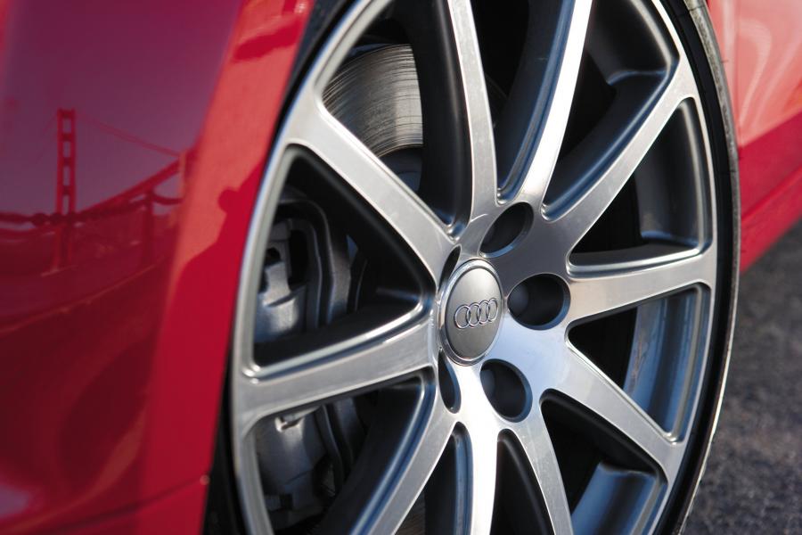 Колеса Audi TT S-Line Coupe (8J) 2007 года  (фото 10 из 30)